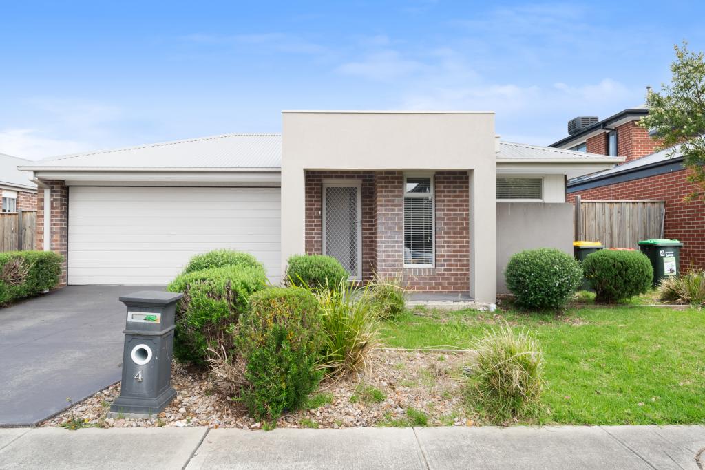 4 Straw Flower Cct, Greenvale, VIC 3059