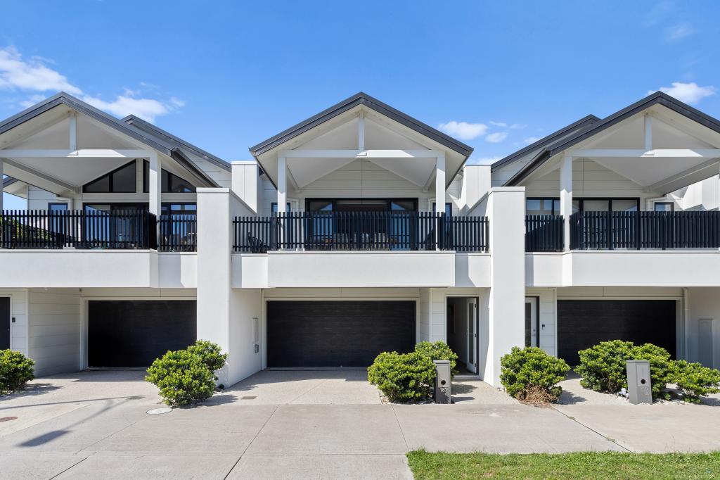 162 FAIRWAYS BVD, CRAIGIEBURN, VIC 3064