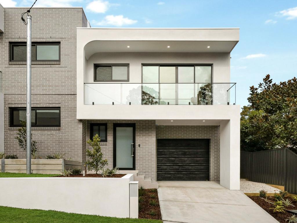 47 Gal Cres, Moorebank, NSW 2170