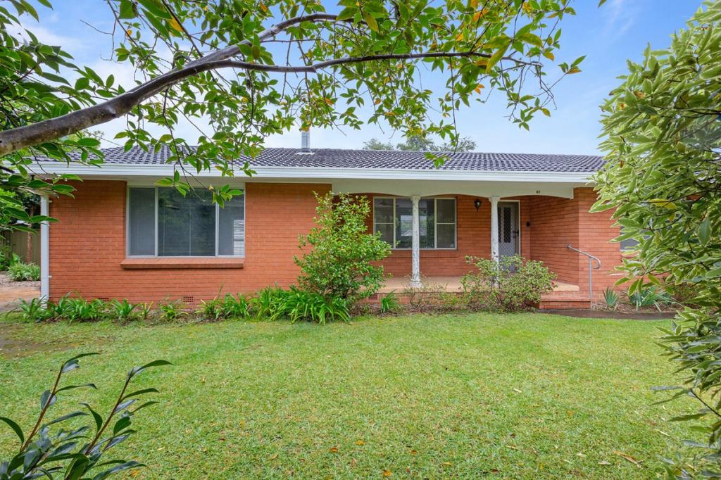67 Linksview Rd, Springwood, NSW 2777