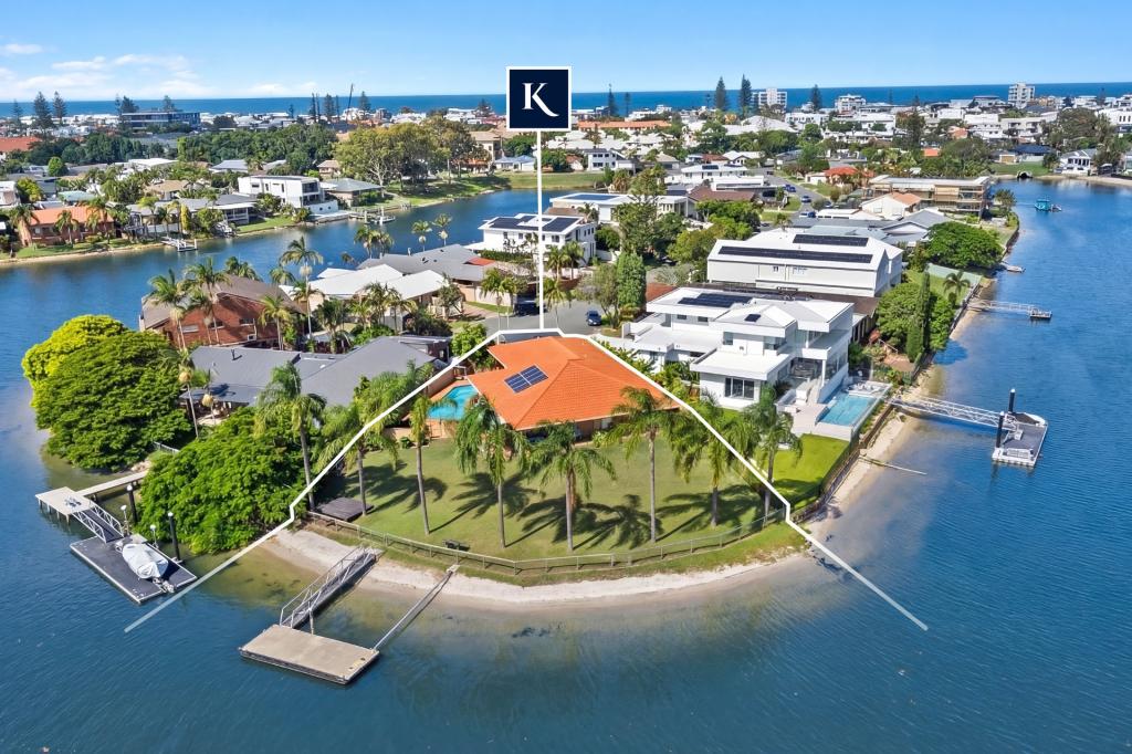 30 KURRAWA AVE, MERMAID WATERS, QLD 4218