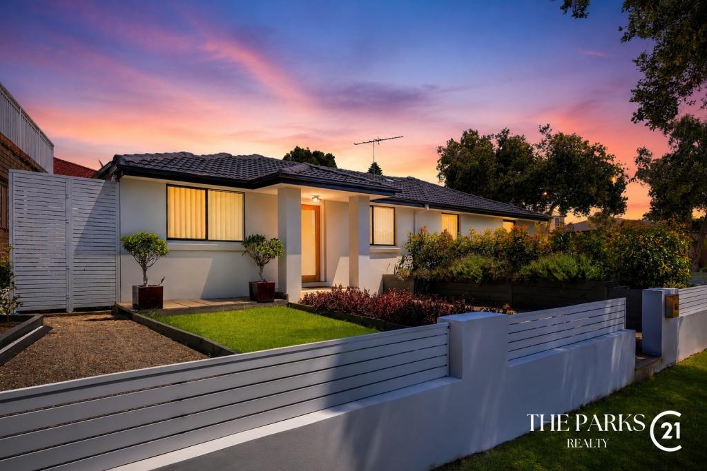1a Kemmel Cl, Bossley Park, NSW 2176