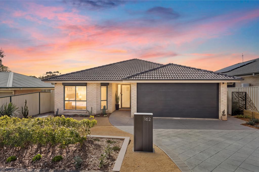 162 Blueridge Dr, Blue Haven, NSW 2262