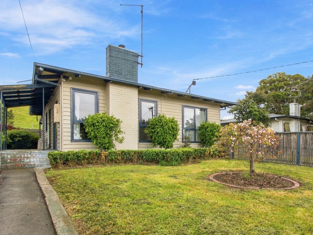 12 Livingstone St, Morwell, VIC 3840