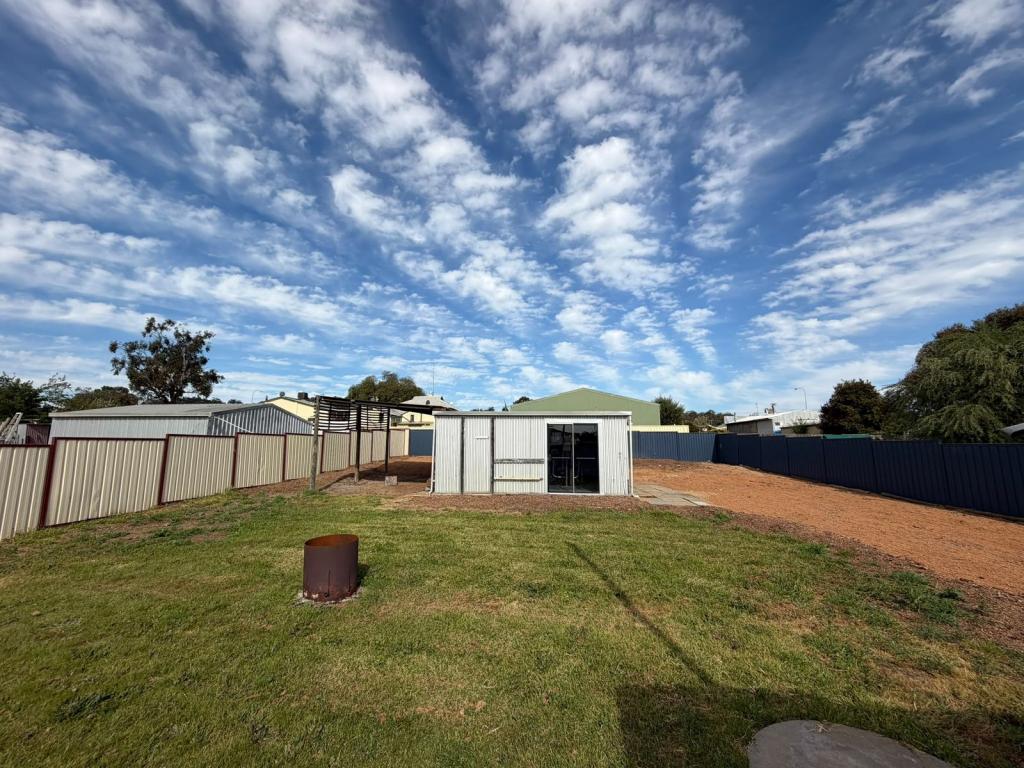 27 Johnstone St, Boddington, WA 6390