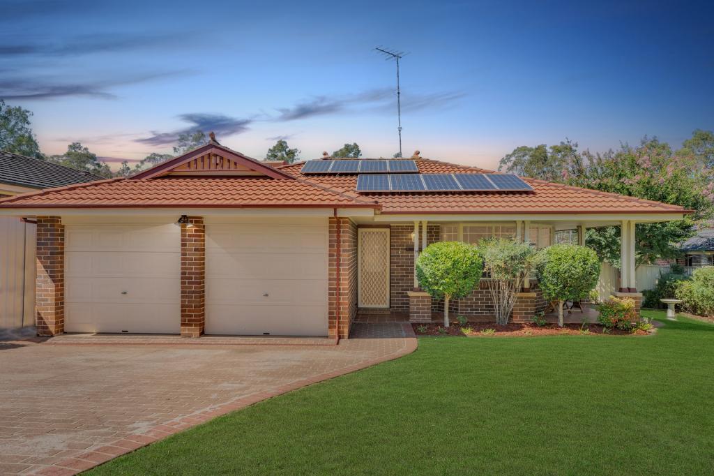 14 Joseph Banks Ct, Mount Annan, NSW 2567