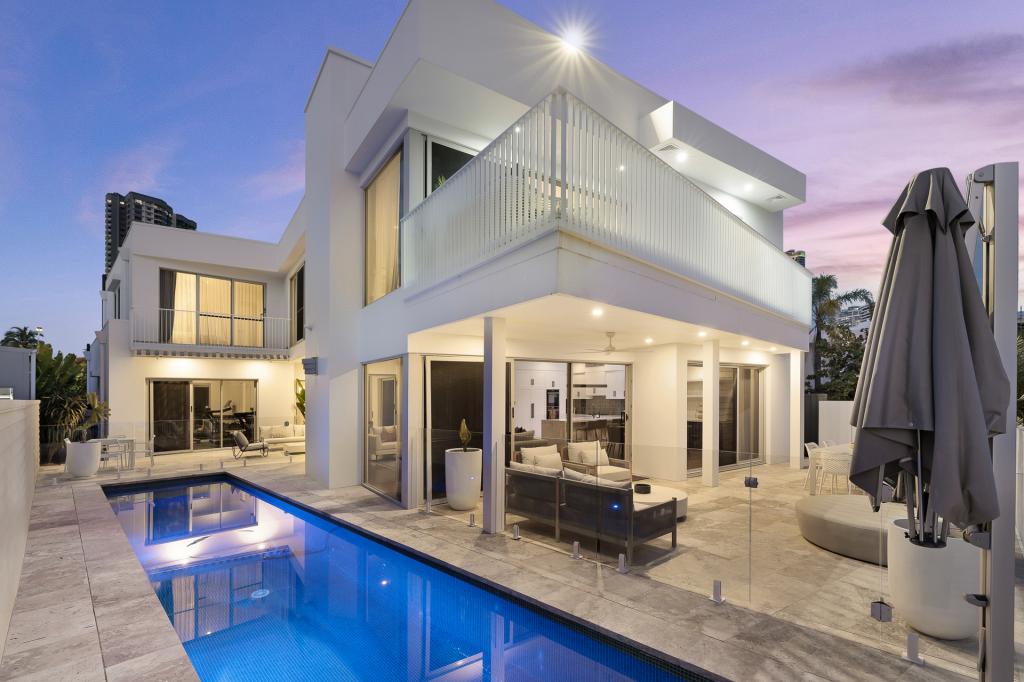 4 Seafarer Ct, Surfers Paradise, QLD 4217