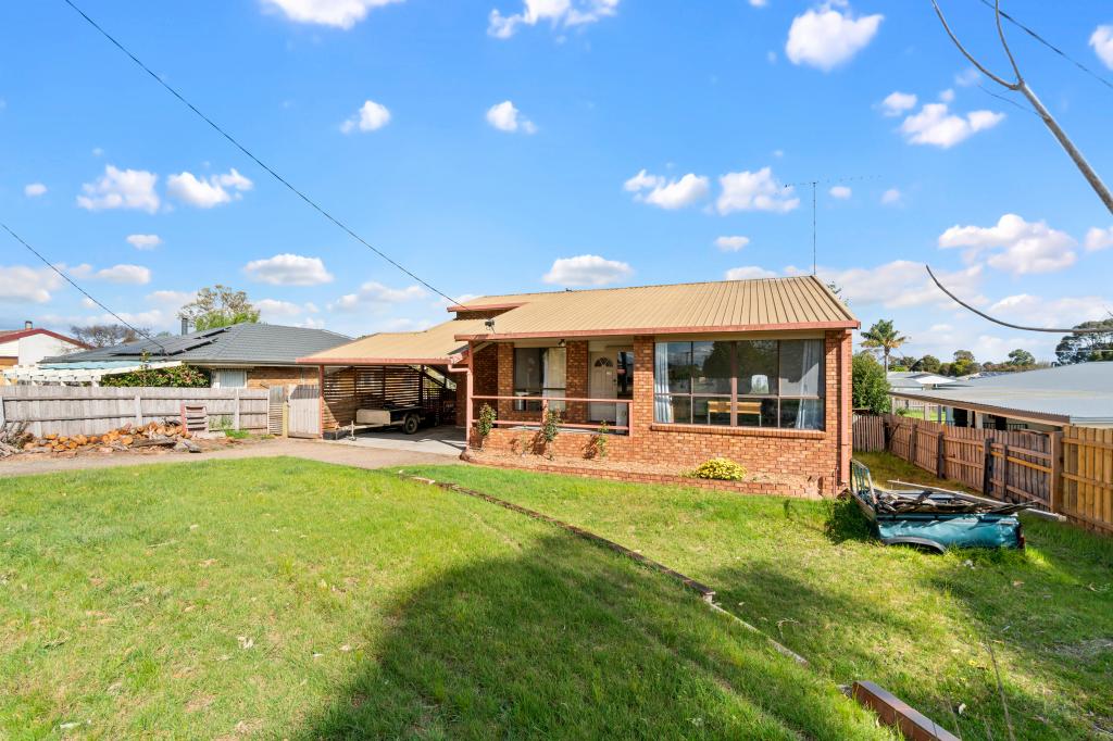 40 Wyndham St, Stratford, VIC 3862