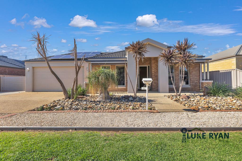 47 KERFORD ST, ROCHESTER, VIC 3561