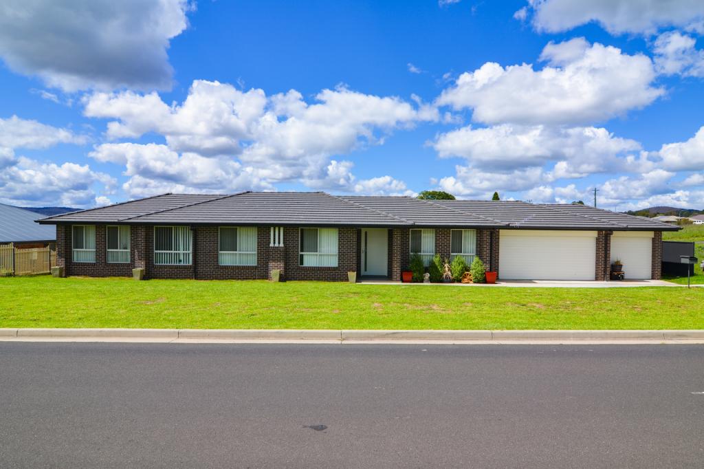 14 Rydal Rd, Wallerawang, NSW 2845