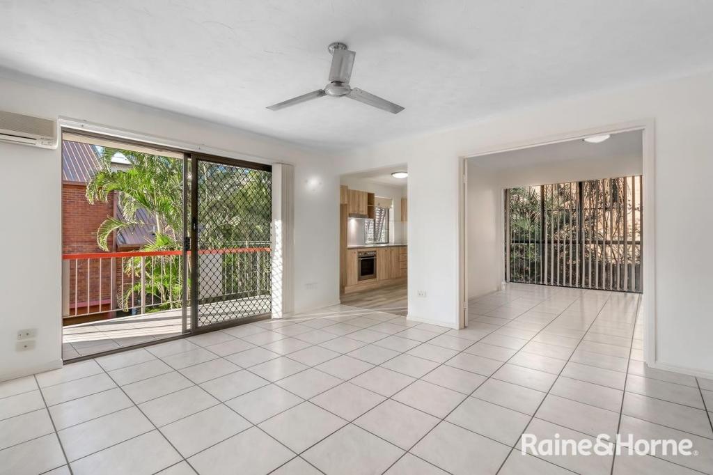 3/20 HOLLAND ST, TOOWONG, QLD 4066