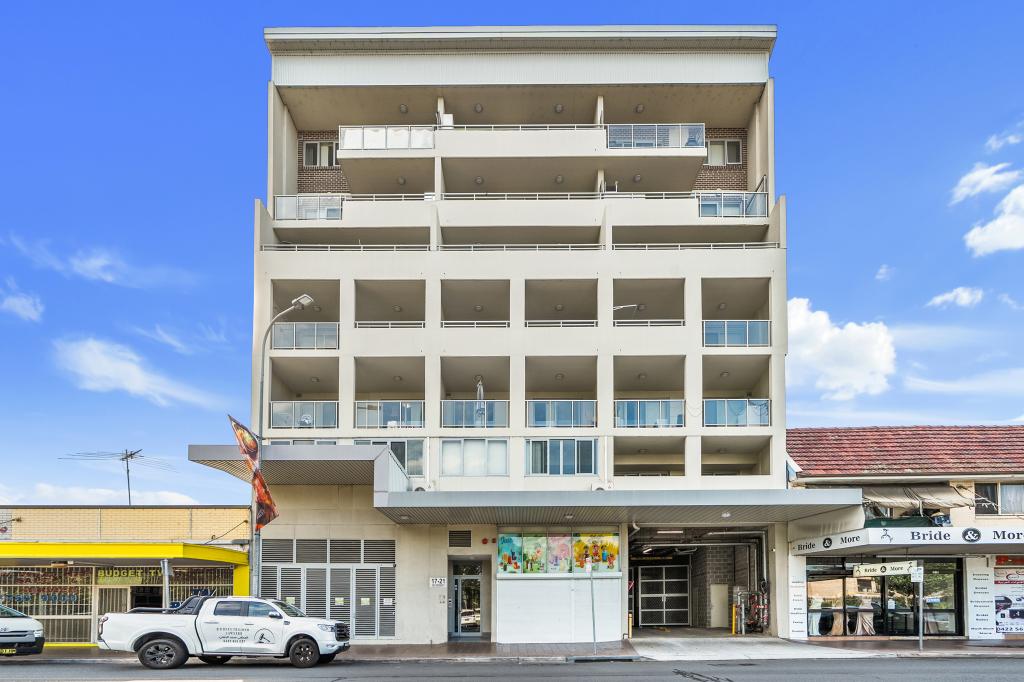 53/17-21 The Crescent, Fairfield, NSW 2165