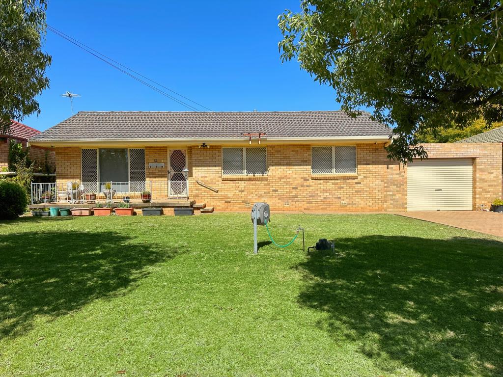 12 Hopedale Ave, Gunnedah, NSW 2380