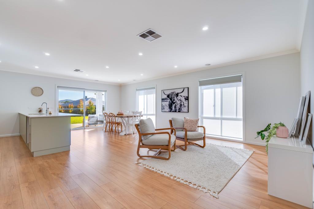 22 Grasslands Rd, Wirlinga, NSW 2640