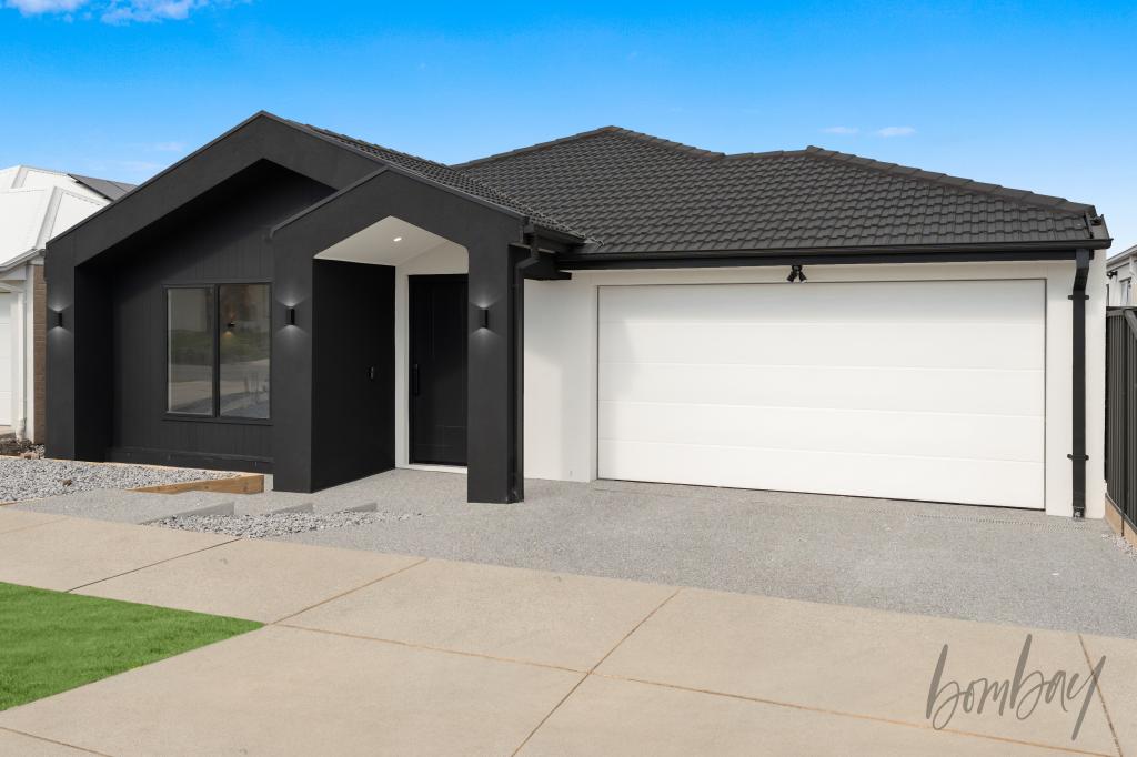10 TEMPLEMORE RD, BEVERIDGE, VIC 3753