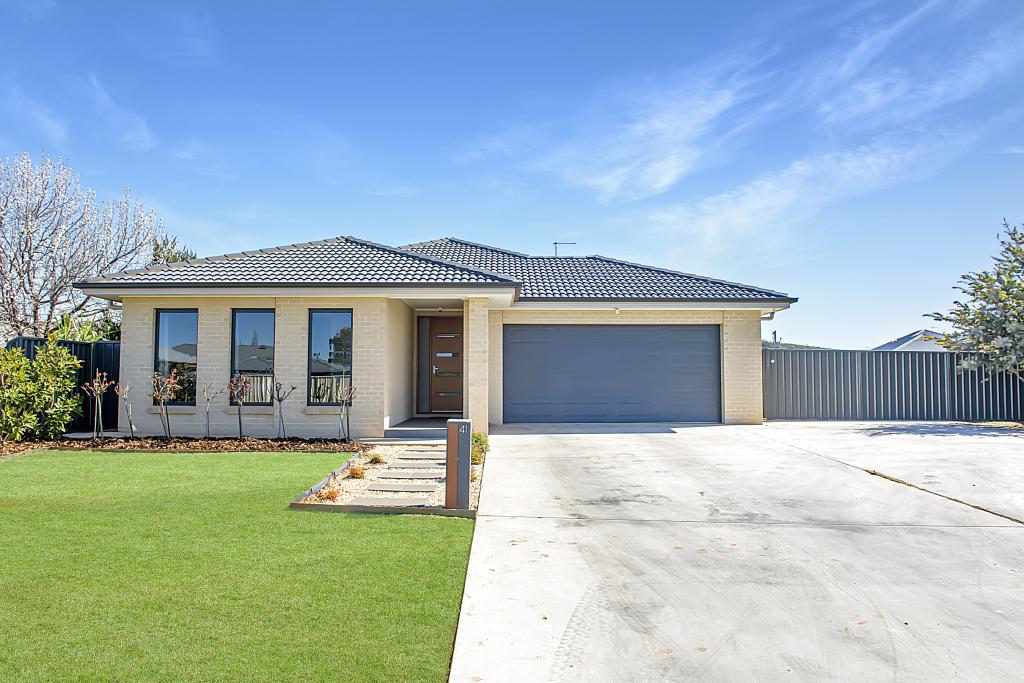 41 Tucker St, Griffith, NSW 2680