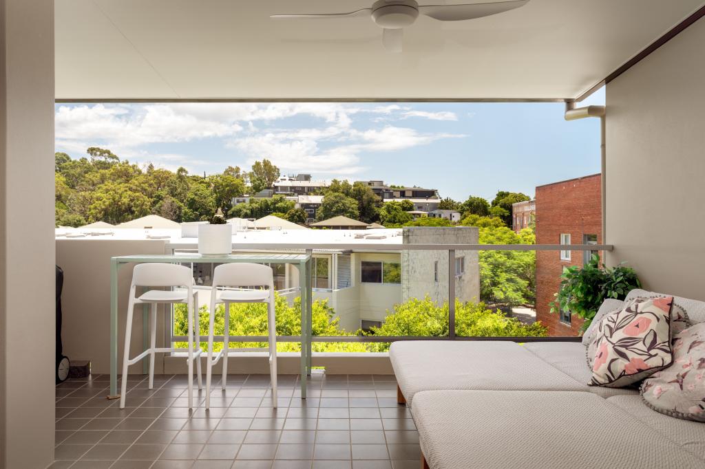 Top Floor/71 Beeston St, Teneriffe, QLD 4005