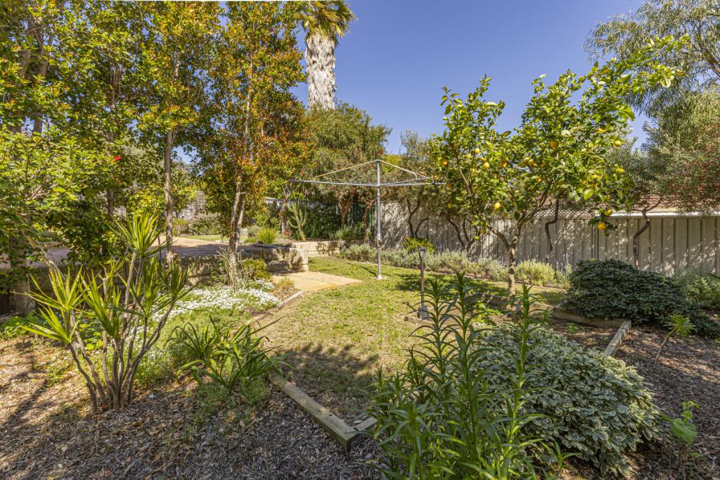 27 Quesnel Pl, Joondalup, WA 6027