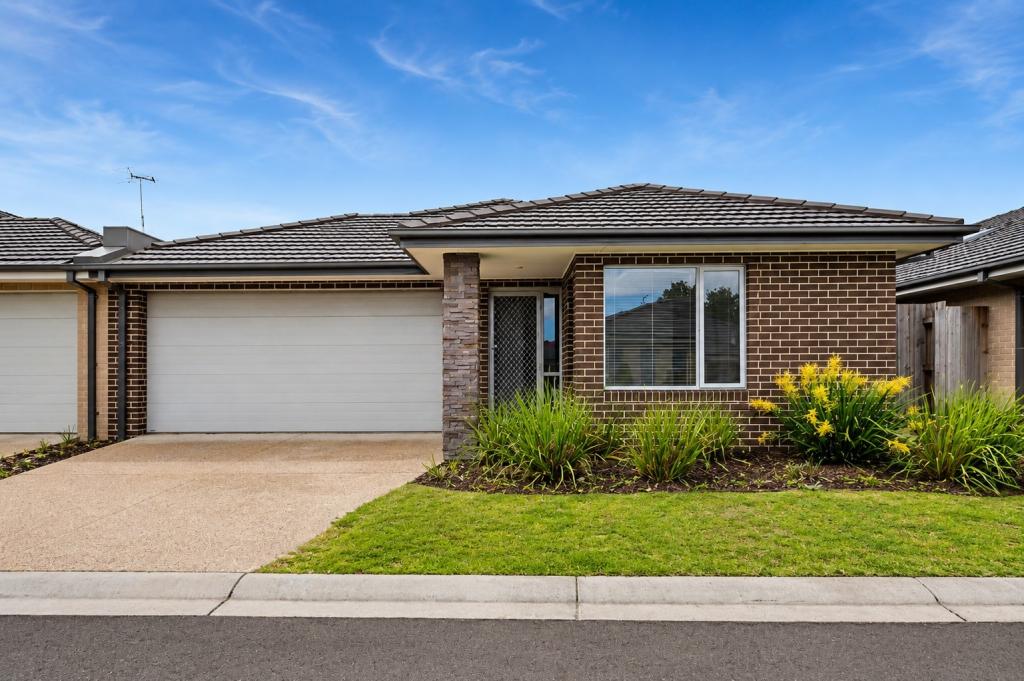 16 Cabernet Dr, Somerville, VIC 3912