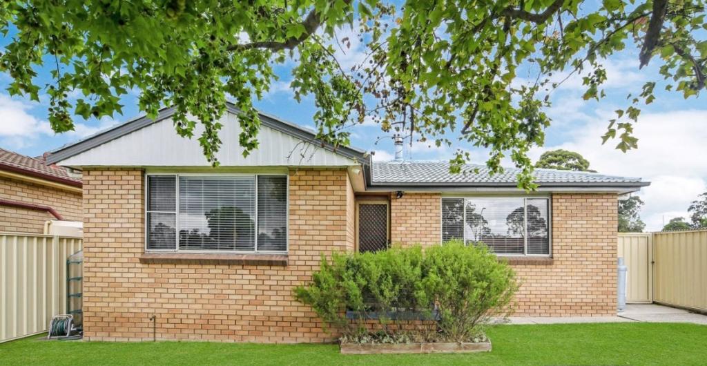 60 Narcissus Ave, Quakers Hill, NSW 2763
