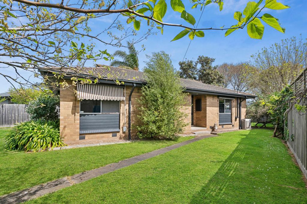 97 Robertson Dr, Mornington, VIC 3931