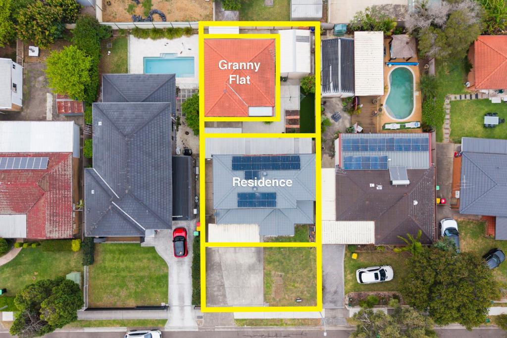 27 Shawnee St, Greenfield Park, NSW 2176