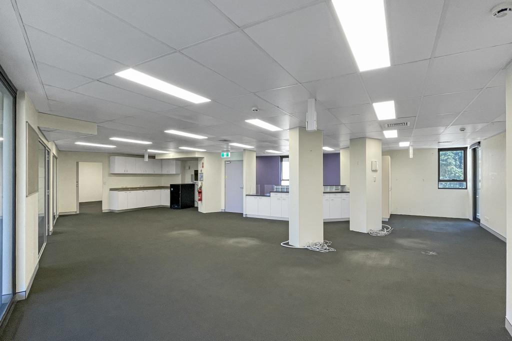 LEVEL 3/308/29 KIORA RD, MIRANDA, NSW 2228