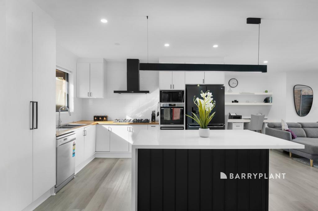 99 Norfolk Dr, Narre Warren, VIC 3805