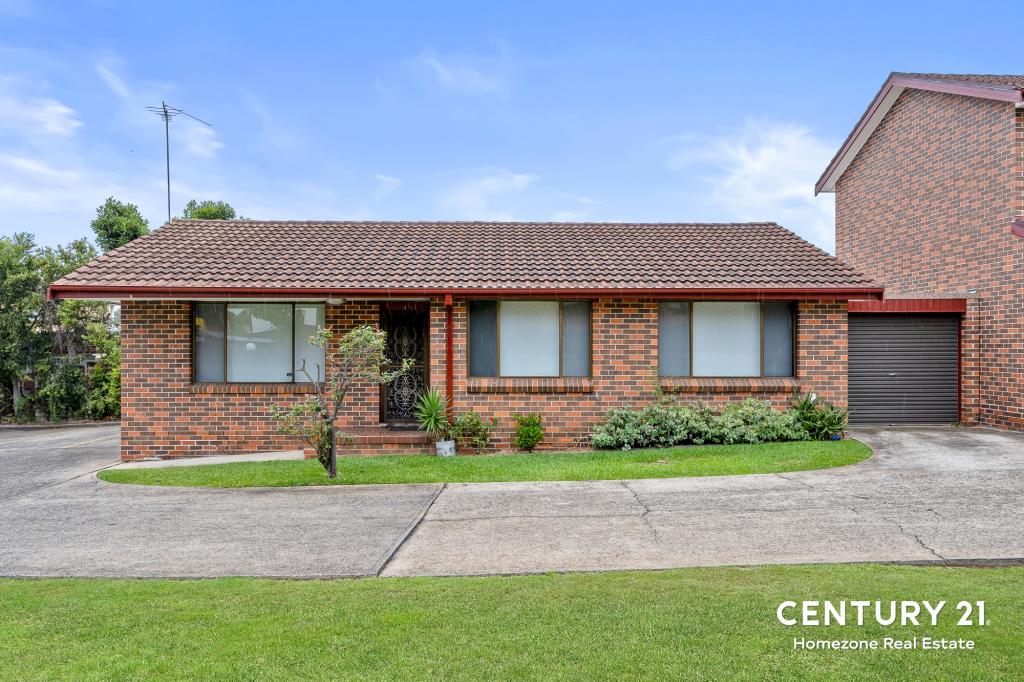 4/64 Chiswick Rd, Greenacre, NSW 2190