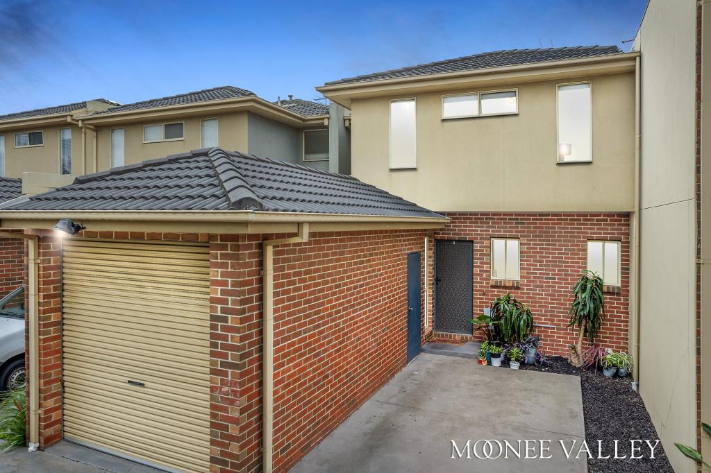 90c Military Rd, Avondale Heights, VIC 3034