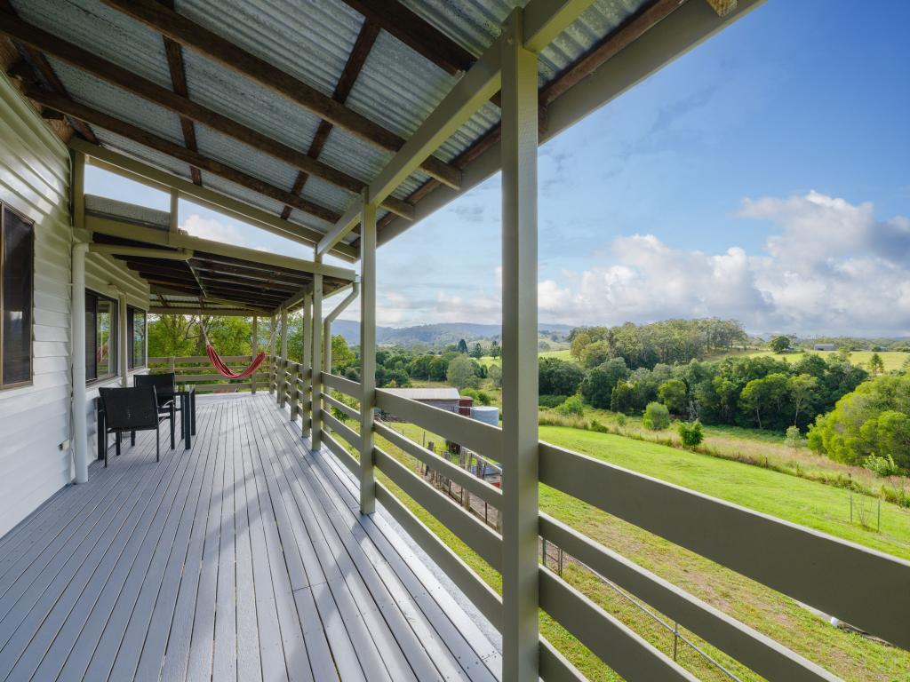 307 Mount Samson Rd, Armstrong Creek, QLD 4520