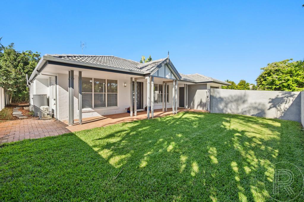 80 Karawatha Dr, Mountain Creek, QLD 4557