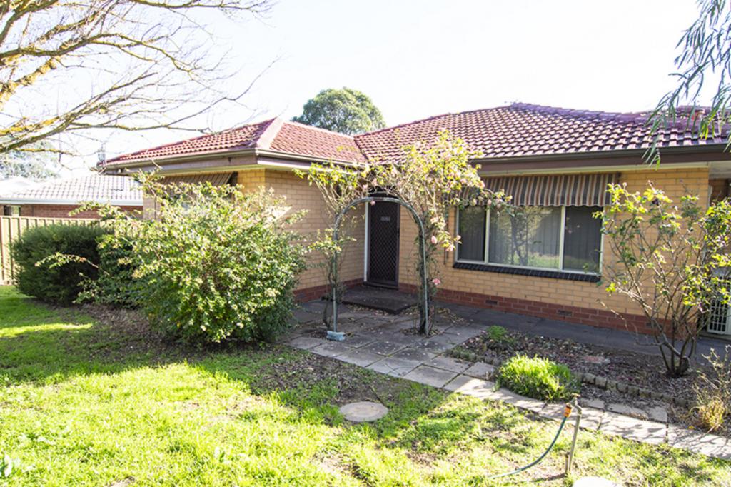 13 Vintage Ave, Hackham, SA 5163