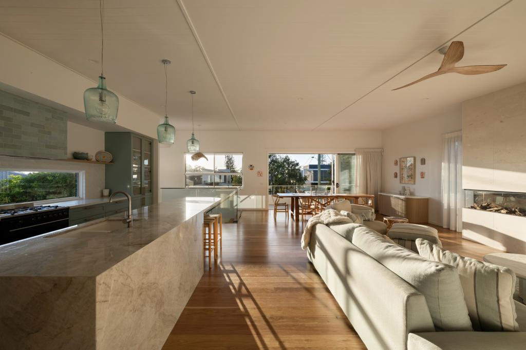 10 Acacia Ave, Shelly Beach, QLD 4551