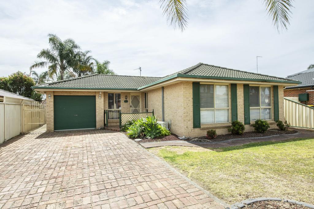 6 Harrier Pl, Claremont Meadows, NSW 2747