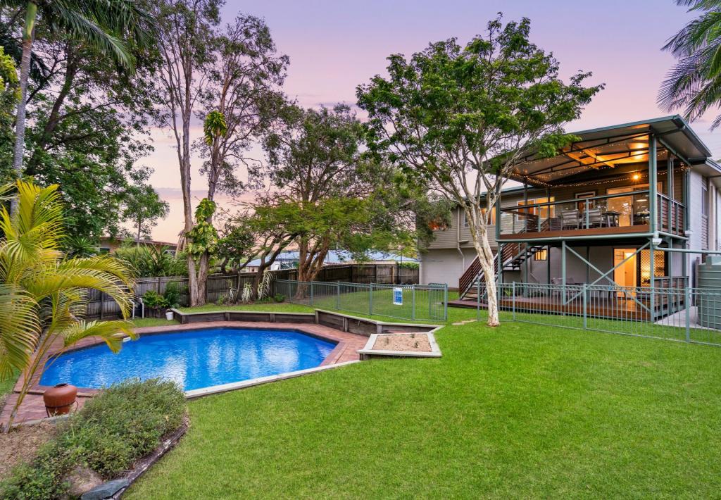 3 Eloise Ave, Springwood, QLD 4127