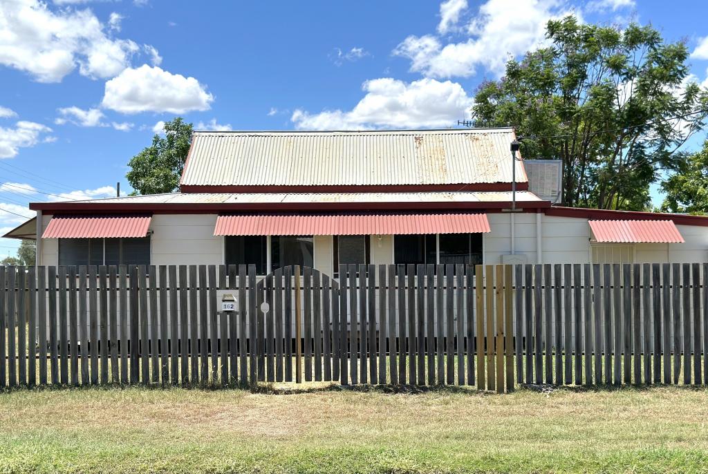 162 Kingfisher St, Longreach, QLD 4730