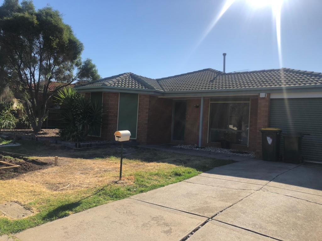 2 Cowley St, Delahey, VIC 3037