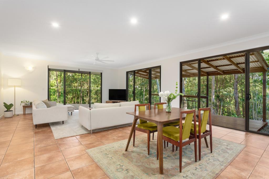 63 Simpsons Rd, Elanora, QLD 4221