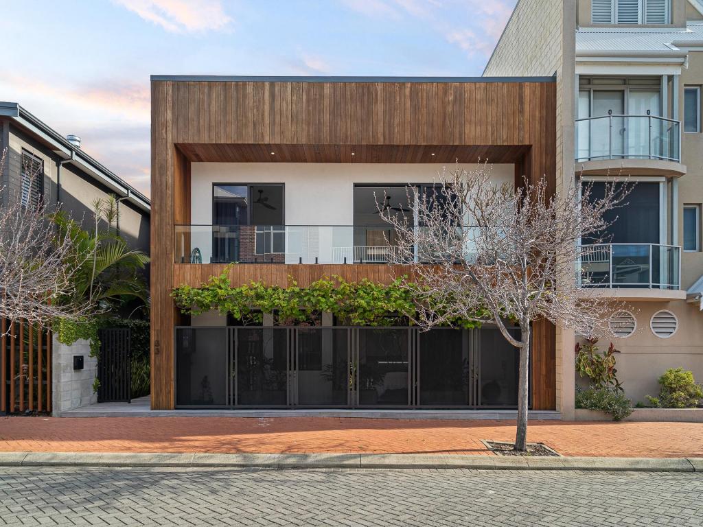 33 Marco Polo Dr, Mandurah, WA 6210