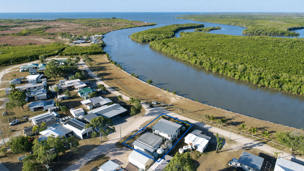 20 ESPLANADE, JERONA, QLD 4809