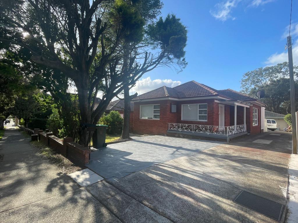 8 Eldon St, Riverwood, NSW 2210