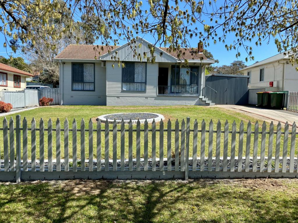 25 Cummings St, West Bathurst, NSW 2795