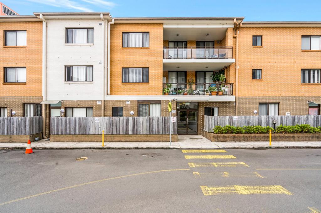 10/80-82 Tasman Pde, Fairfield West, NSW 2165