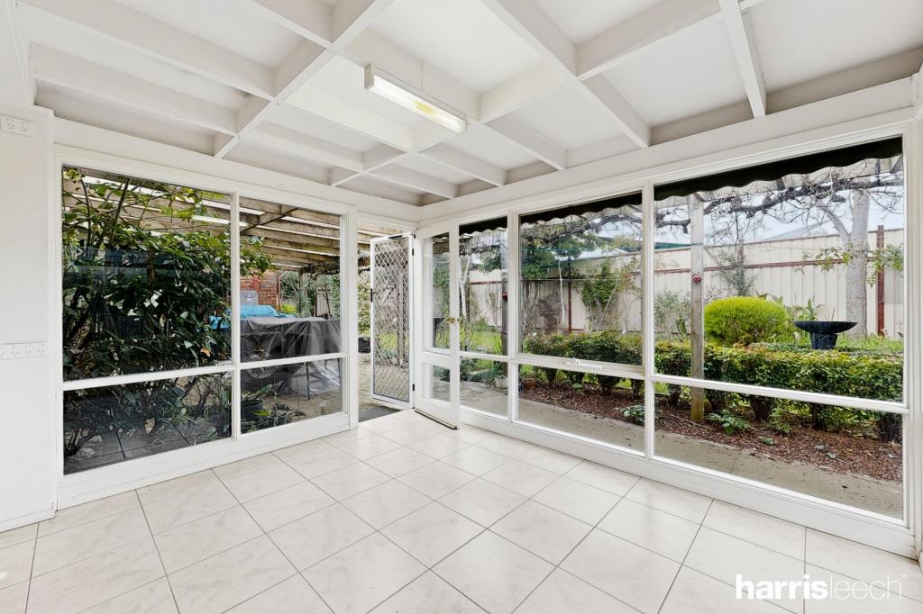 7 Riverview Dr, Werribee, VIC 3030
