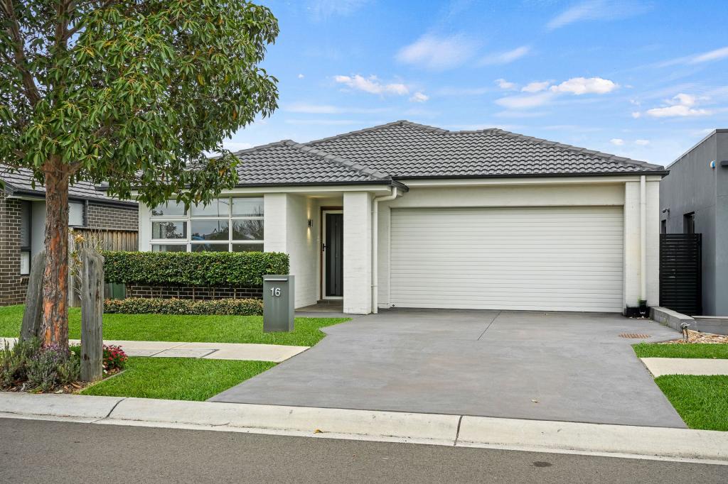 16 Glendiver St, Gledswood Hills, NSW 2557