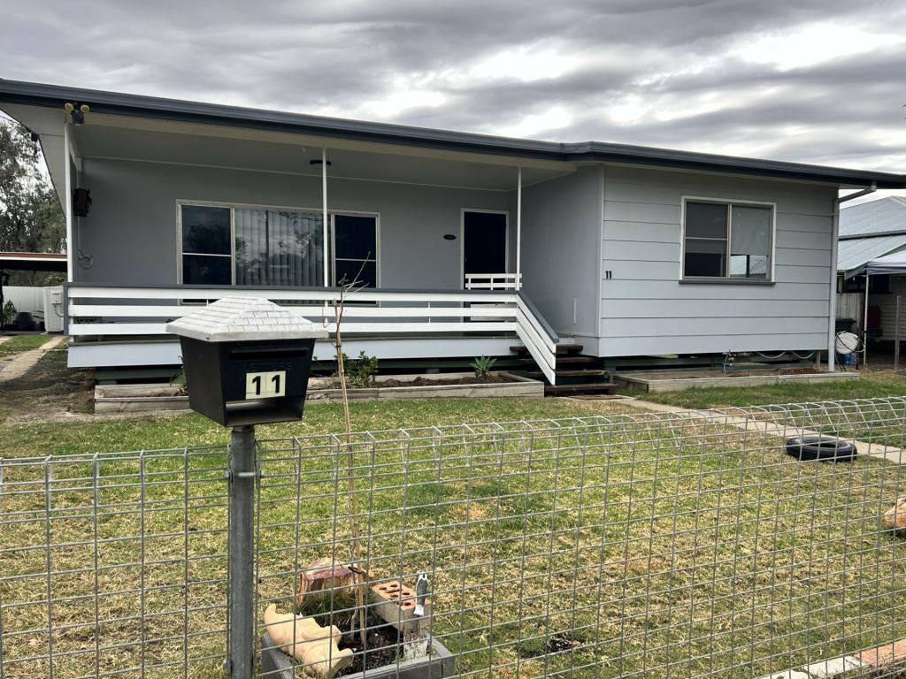 11 Hoffman St, Roma, QLD 4455