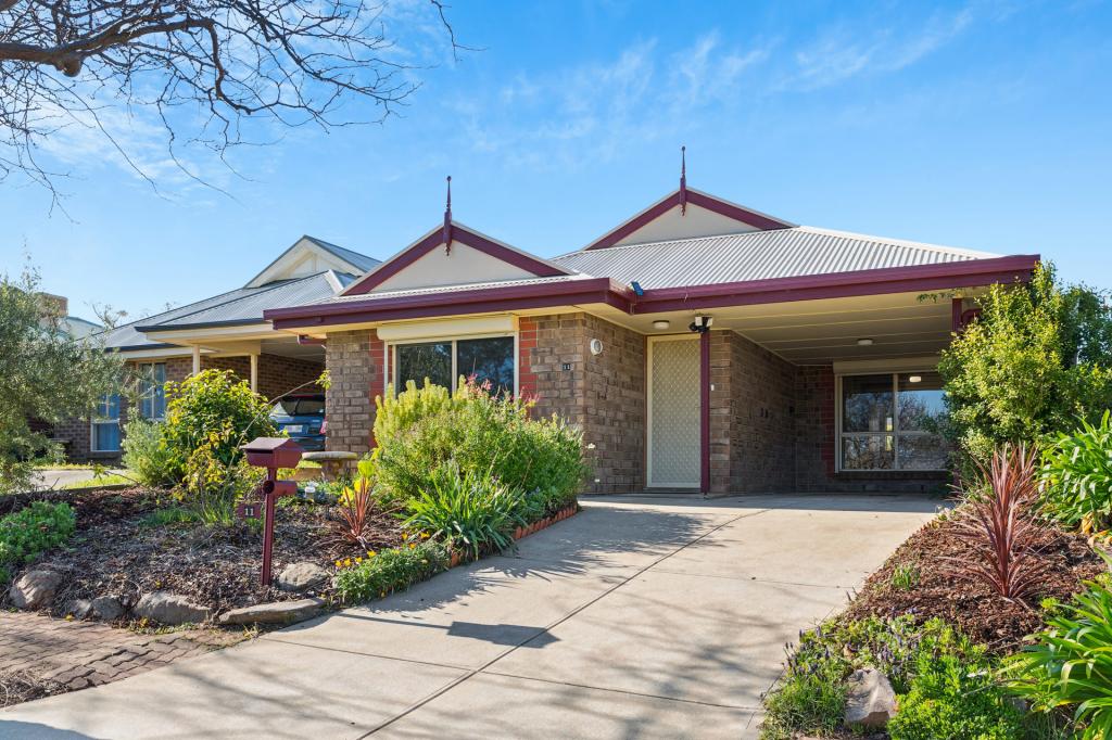 11 Lantern Dr, Seaford Rise, SA 5169