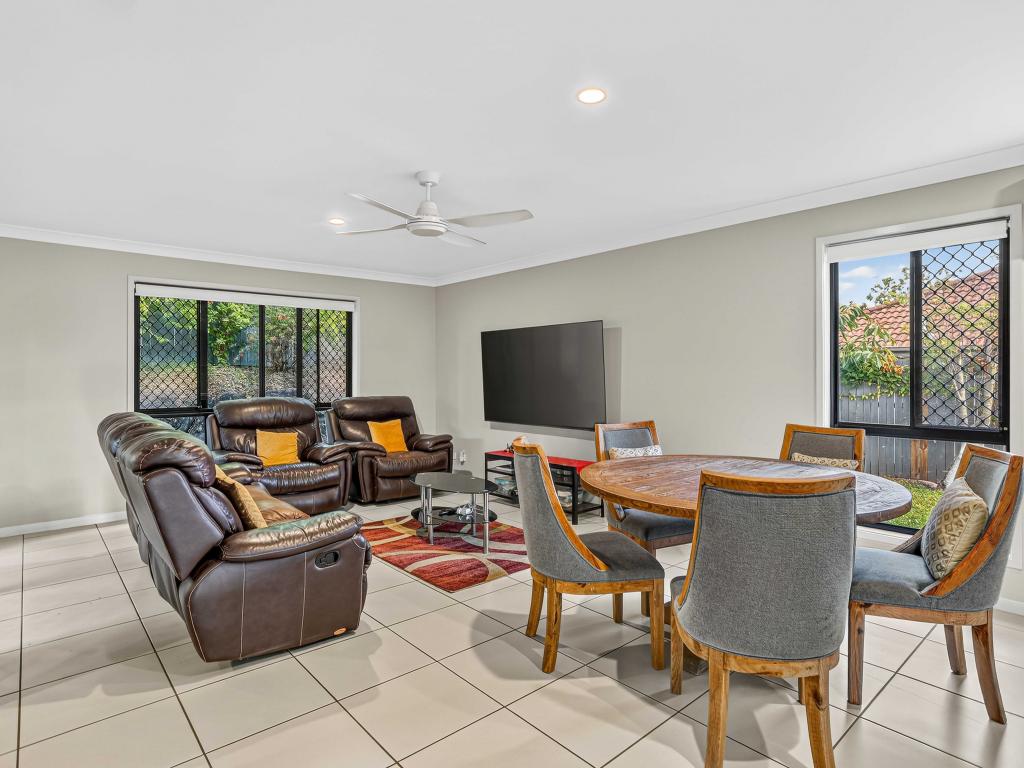 68 Wunburra Cir, Pacific Pines, QLD 4211