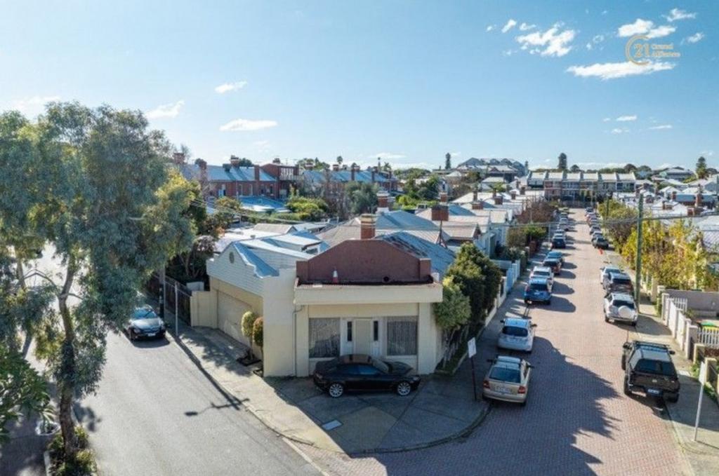3 Moir St, Perth, WA 6000